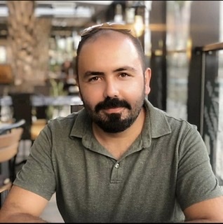 İyi adamlar yalnızlıktan ölüyor, iyi kadınlar kötü adamların balkonunda gökyüzünü özlerken.
