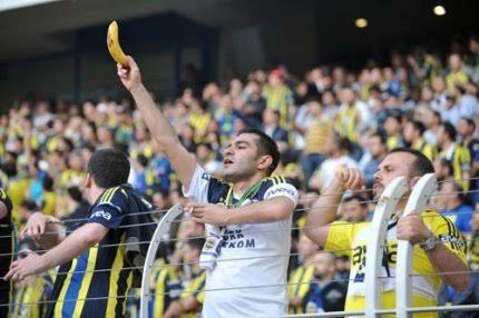 Fenerbahçe, Putin sloganı ile ilgili açıklama yaptı, samimi buldunuz mu?