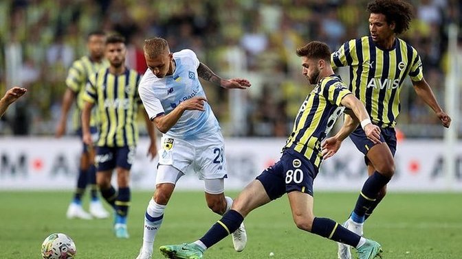 Fenerbahçe, Putin sloganı ile ilgili açıklama yaptı, samimi buldunuz mu?