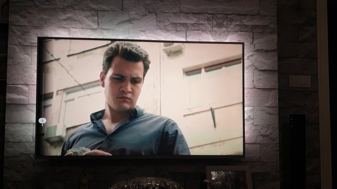 Karanlık ortamda film izleyince daha etkisi olmuyor mu?
