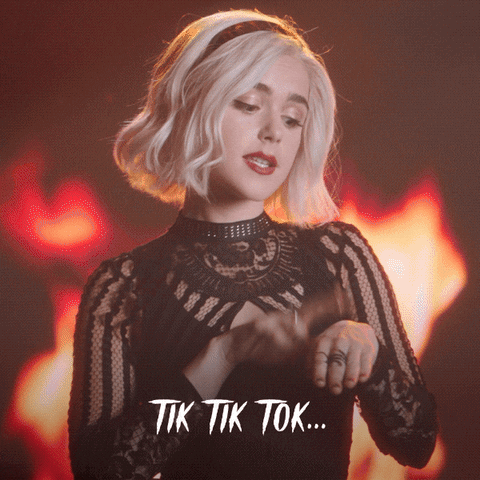 Sarı ve uzun saç seksilik örneği midir?