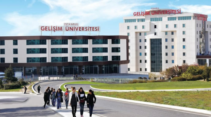 özel üniversite ücretleri yıllık mı