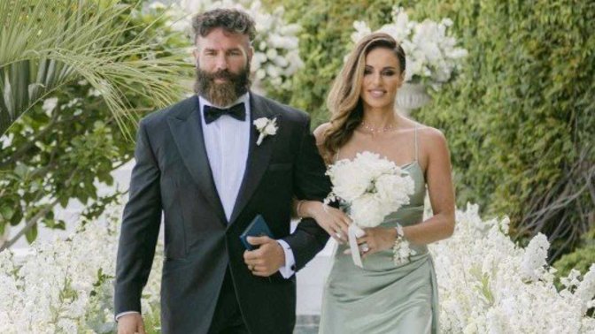 Ünlü poker zengini Dan Bilzerian "Sonunda başardım" notunu paylaşarak evlendiğini paylaştı. Şaşırdınız mı?