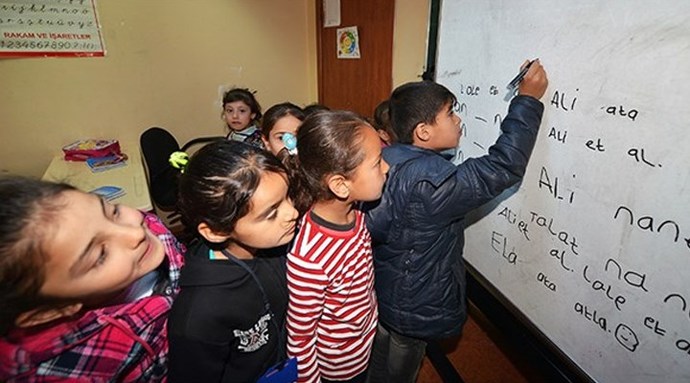 Bakan Özer, eğitim sistemimizin çok iyi bir yere doğru gittiğini söyledi. Sizce iyiye doğru mu gidiyoruz?