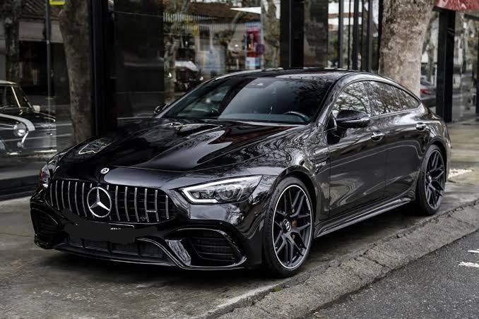 Sizce BMW mi Mercedes mi?