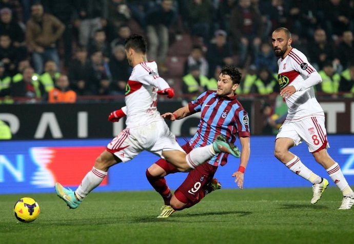 Trabzonspor Sivasspor maçı oynanıyor! Sizce kupayı kim hak ediyor?