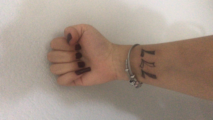 Çok kararsız kaldım altına hangi sembolu yaptırayım?