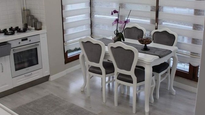 Mutfak mobilyaları açık renk mi yoksa koyu renk mi tercih edilmeli?