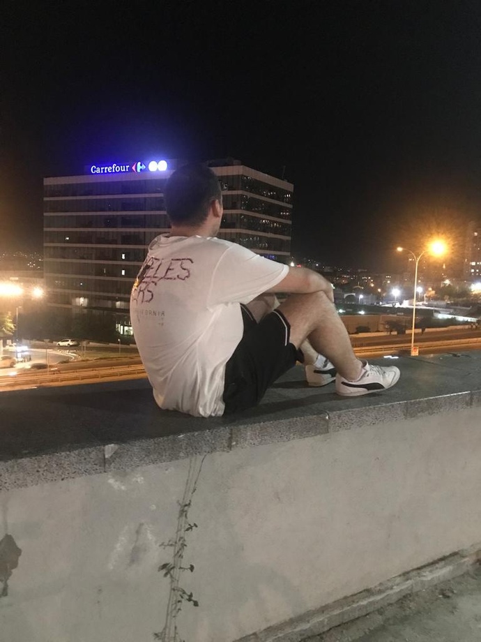 Galerinizdeki son fotoğrafta ne var?