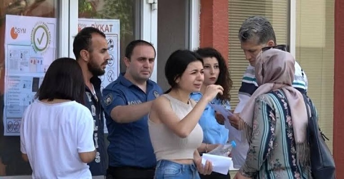 Hayatlarının en önemli sınavına geç kalan öğrencilere üzülüyor musunuz?