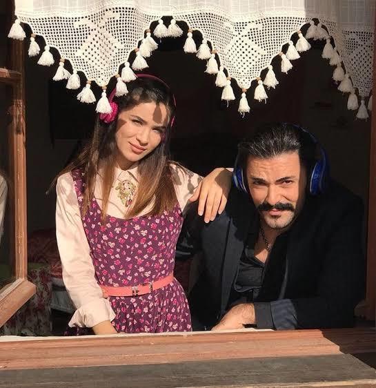 "Tutulmuş kalbim, senin için ata ata.." 🦋👇