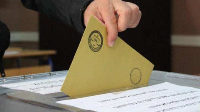 MetroPOLL'e göre Erdoğan, millet ittifakı adaylarına karşı kaybediyor. Sence millet ittifakının adayı kim olmalı?