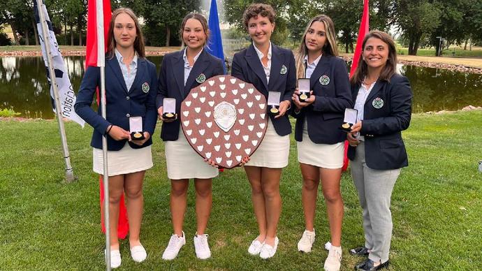 Zeynep Süalpin kaptanlığında Kadın Milli Golf Takımımız namağlup 2022 Avrupa Şampiyonu oldu! Büyük bir tebriği hak etmediler mi😍?
