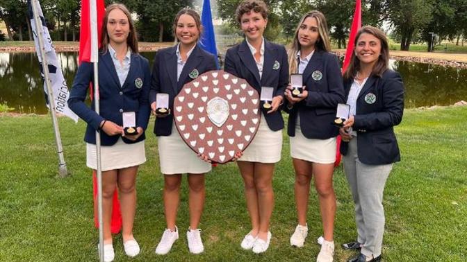 Zeynep Süalp'in kaptanlığında Kadın Milli Golf Takımımız namağlup 2022 Avrupa Şampiyonu oldu! Büyük bir tebriği hak etmediler mi😍?