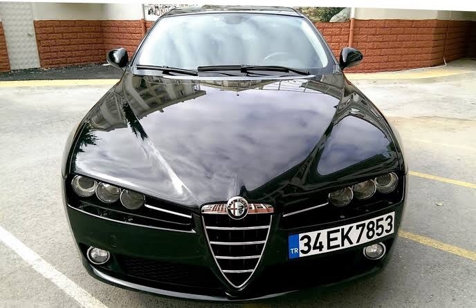 Alfa Romeo 159 alınır mı, arabadan pek anlamıyorum?