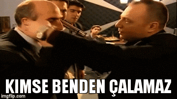 Kalbini çaldırdığın biri var mı?