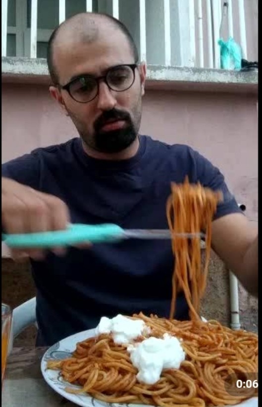 Üzgünken iştahı kesilenlerden misiniz yoksa yemeğe saldıranlardan mı?
