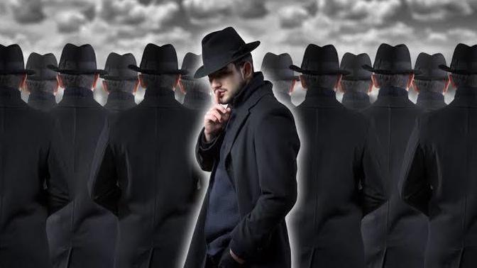 Komplo teroilerine inanır mısınız? İnandığınız bir komplo teorisi var mı?