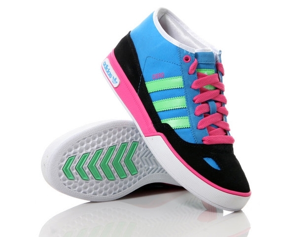 Adidas ayakkabı alacağım. Hangi model önerirsiniz?
