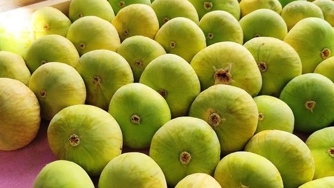 Benim en sevdiğim yaz meyvesi incir. Sizin en sevdiginiz yaz meyvesi hangisi?