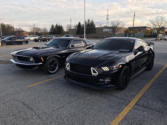 Mustangin eski hali mi, yeni hali mi güzel?