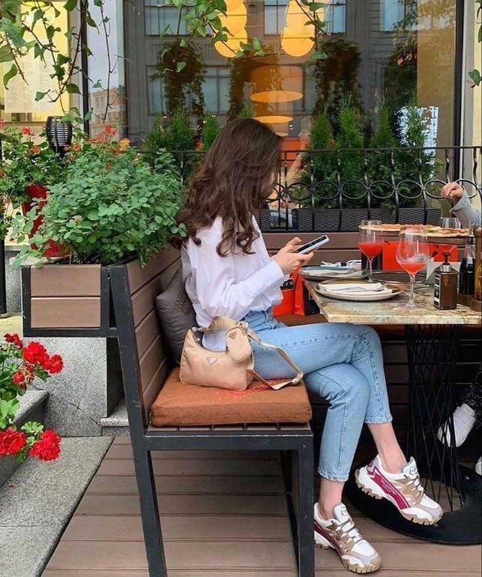 İlk buluşmada bekleten flört ikinci buluşmayı hak eder mi?