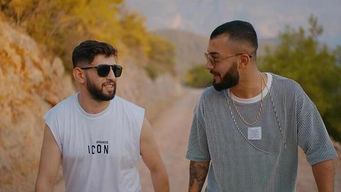 Burak Bulut & Kurtuluş Kuş'un konserdeki enerjisiz tavırları insanları kızdırdı, saygısızlık mı ettiler sizce?