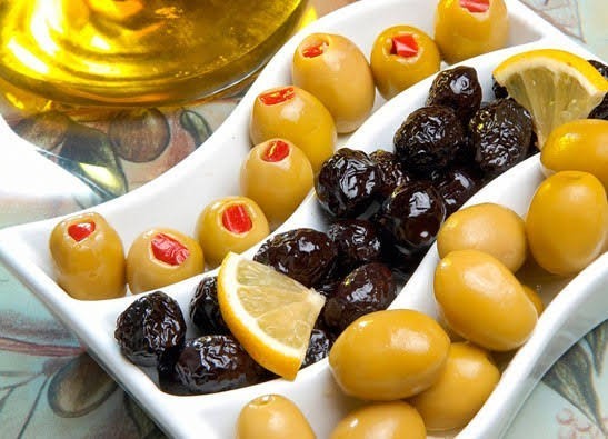 Bir oturuşta kaç tane zeytin yersiniz?