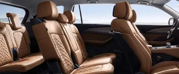 Yeni Audi Q6 Çinde görücüye çıktı! Üç sıralı koltuk sistemine sahip arabayı ister miydiniz?