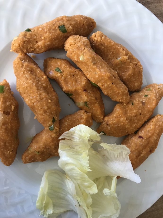 Mercimek köftesi yaptım, seven var mı?