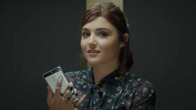 Dünya yakışıklılar gününü bahane edip sevdiğiniz kişiye mesaj attınız mı?