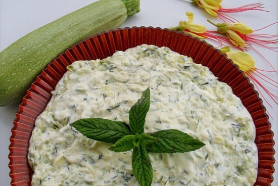 Özel bir kabak salatası tarifiniz var mı?