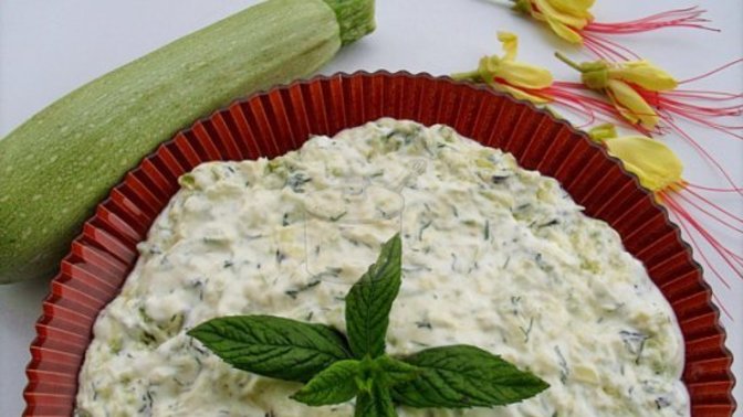 Özel bir kabak salatası tarifiniz var mı?