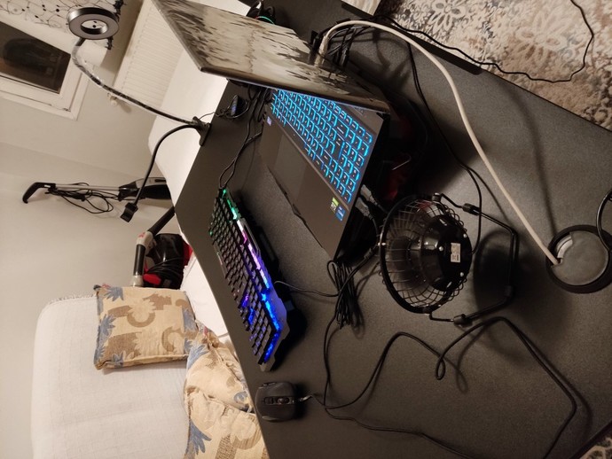 Gaming masamı kurdum, bir hayırlı olsun alabilir miyim? :)