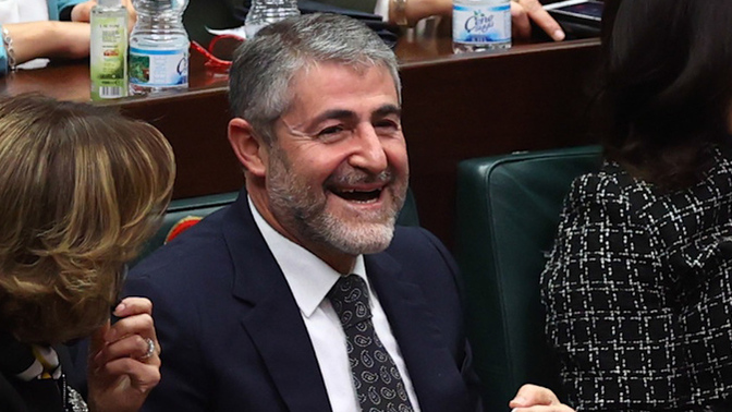 Bakan Nebati: "Ben bu enflasyonla sokağa çıkabiliyorum" siz sokağa rahatça çıkabiliyor musunuz?