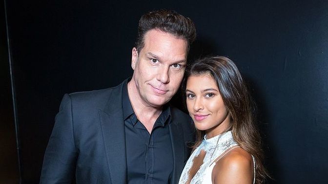 50 yaşındaki Dane Cook ve 23 yaşındaki sevgilisi Kelsi Taylor'un evlilik haberleri ortalığı sarstı. Bu yaş farkı sizce normal mi?