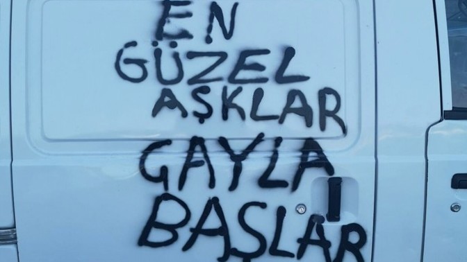 En güzel aşklar nasıl başlar?