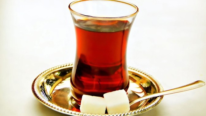 Çayınızı şekerli mi yoksa şekersiz mi daha çok seversiniz?
