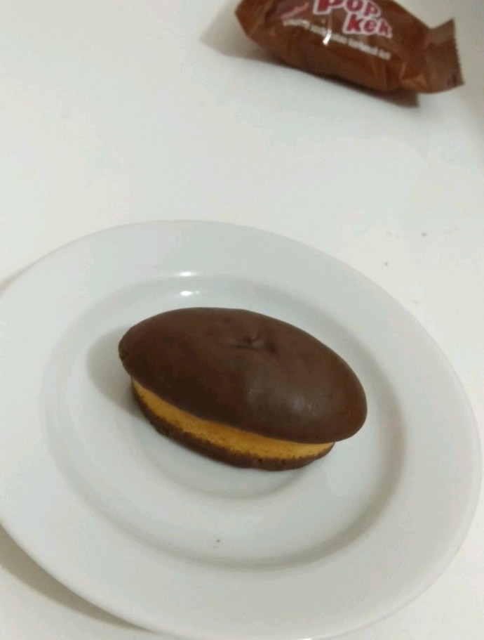 Arkadaşlar çikolatalı kek yaptım, sizce nasıl olmuş?