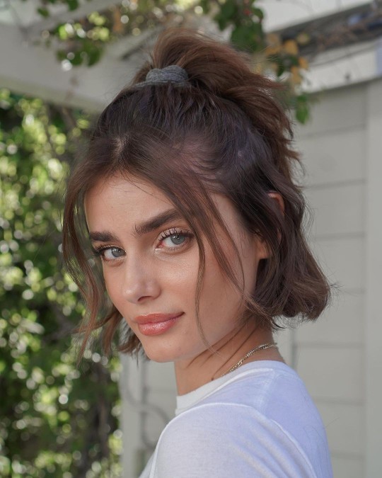 Flörtünüzün göz rengi lens çıksa ne tepki verirdiniz?