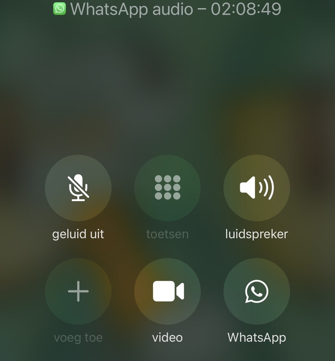 Yaptığınız en uzun telefon görüşmeleri kiminle oluyor 🦋?
