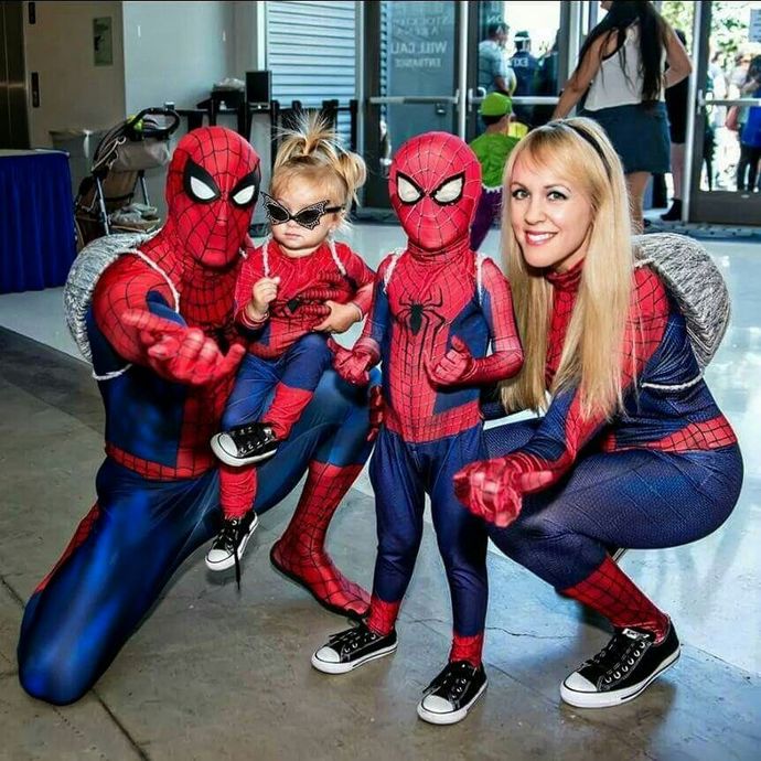 Oğlum kendini Spiderman sanıyor. Ne yapmalıyım?
