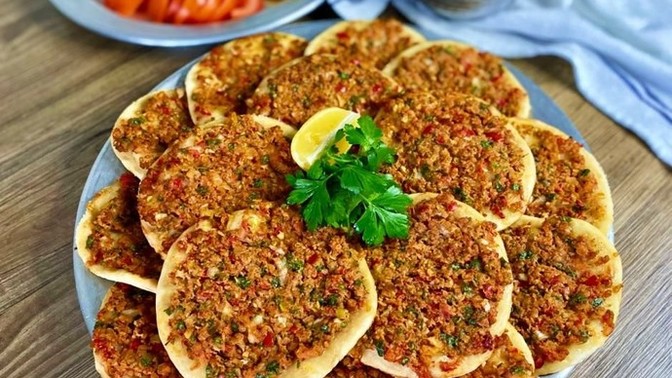 Bir oturuşta kaç adet fındık lahmacun seversin?