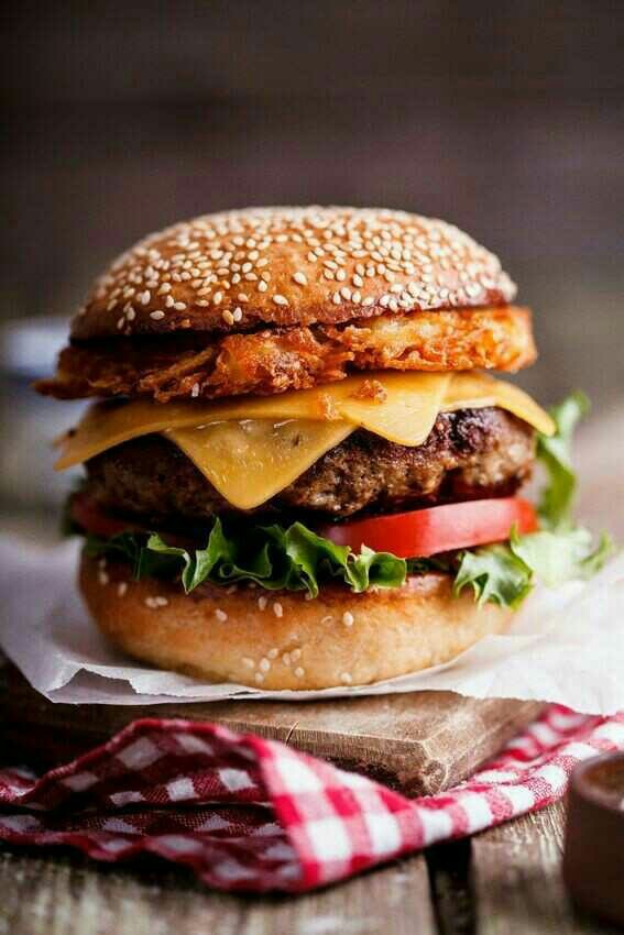 Sizce hamburgerin yanında giden en iyi içecek nedir?