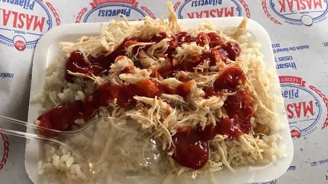 Pilav ketçaplı mı yenir ketçapsız mı?