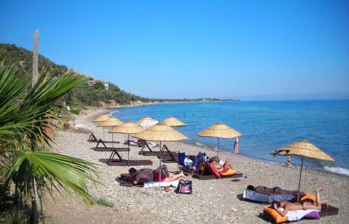 Deniz kıyısında kamp yapar mısınız?