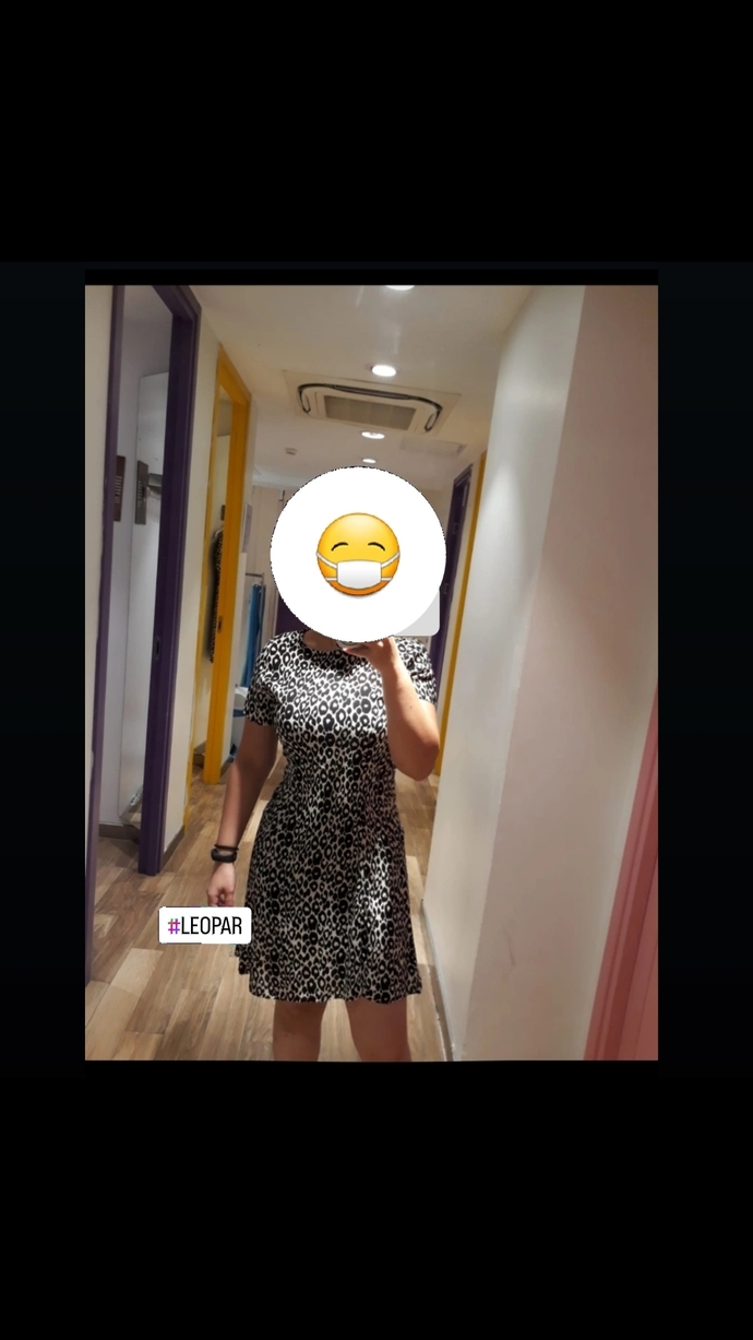 Bu elbisenin altına nasıl bir ayakkabı gider?