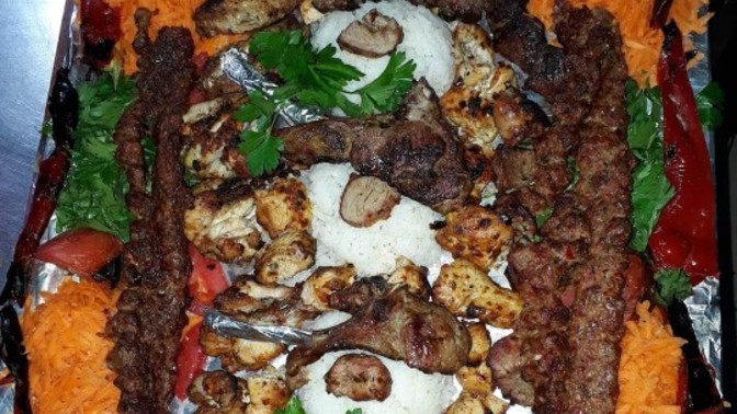 Şu yemeği iki kişi yiyeceğiz?