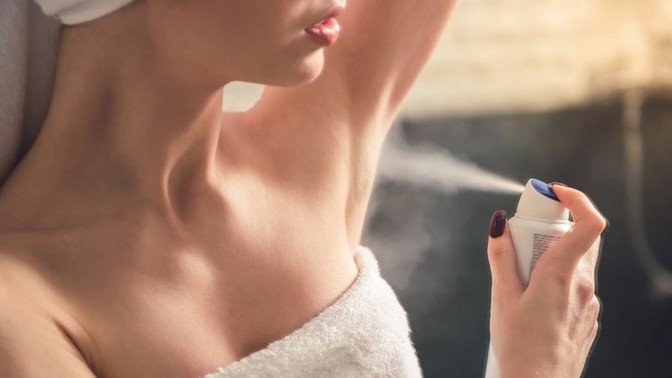 Ter kokusu önlemede deodorant mı daha başarılı, roll-on mu?