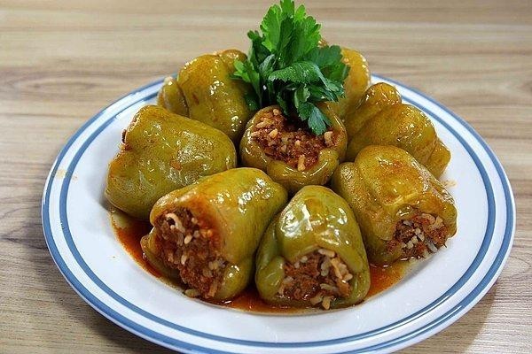 Dolma yerken biberini ayırır mısınız?